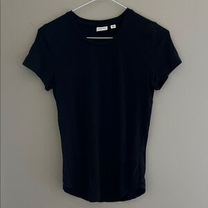 Babaton Classic Black Short Sleeve Tee